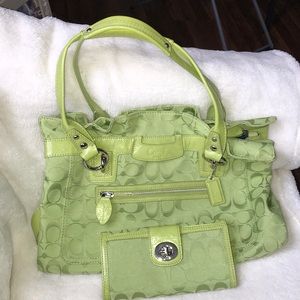 Coach purse and matching wallet
